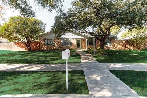 2935 Rolling Hills Drive, Carrollton, TX 75007