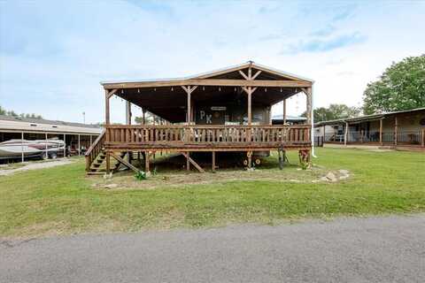 2334 Sanbar Road, Leakey, TX 76449