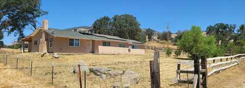 30530 George Smith Road, Yokuts Valley, CA 93675