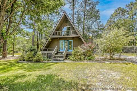 216 Pinecone Avenue, Raeford, NC 28376