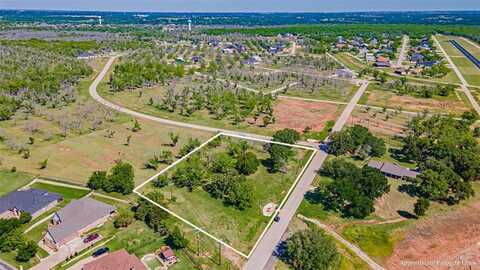 8433 W Landings Road, Granbury, TX 76049