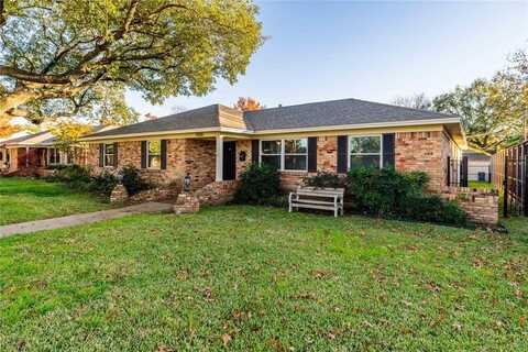 9936 Lakemere Drive, Dallas, TX 75238