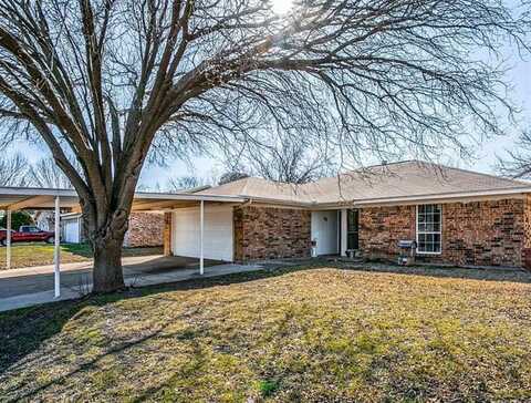 1213 Dennis Drive, Saginaw, TX 76179