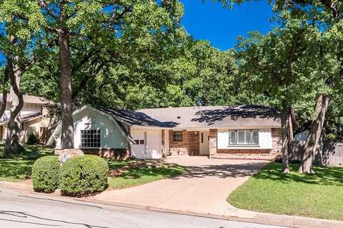 2812 Buffalo, Arlington, TX 76013