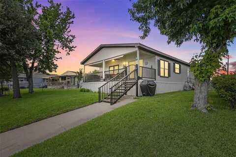 4020 Lands End Court, Granbury, TX 76048