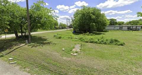 202 E Carver Street, Alvarado, TX 76009