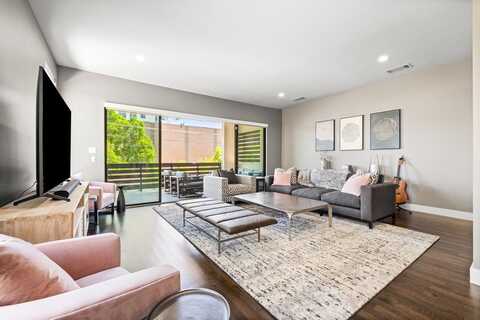 3815 Throckmorton Street, Dallas, TX 75219