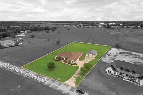 1310 Shadow Lakes Drive, Wills Point, TX 75169