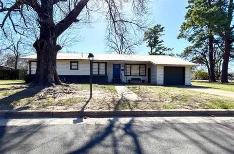 210 Spence Street E, Sulphur Springs, TX 75482