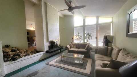 6509 Yorkshire Drive, Forest Hill, TX 76119