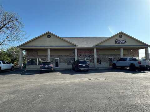 106 NW Renfro Street, Burleson, TX 76028