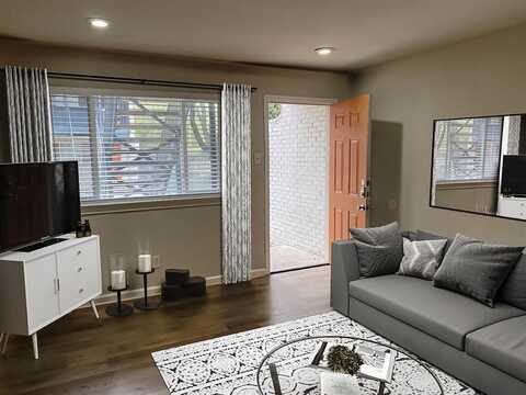 4618 Reiger Avenue, Dallas, TX 75246