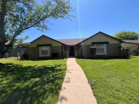 1054 Alicia Lane, Lancaster, TX 75134