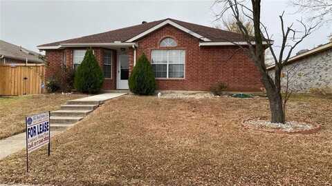 1109 Falconcrest Court, Arlington, TX 76017