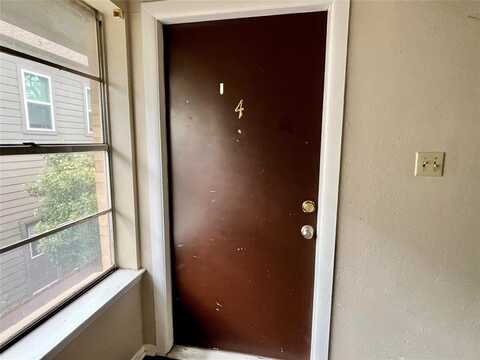 1107 N Locust Street, Denton, TX 76201
