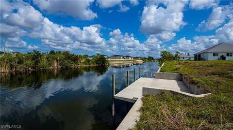 2016 NE 1st Place, Cape Coral, FL 33909