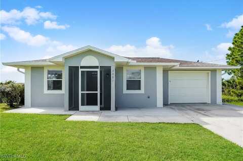 3007 68th Street W, Lehigh Acres, FL 33971