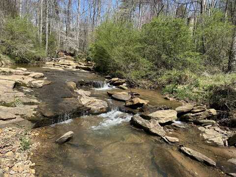 227 Catawba Valley BLVD SE, Hickory, NC 28602