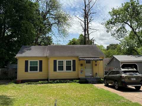 411 Cherokee Road, Greenwood, MS 38930