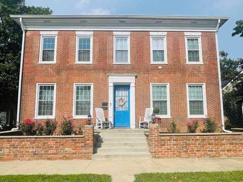 223 N Cherry Street, Mount Carmel, IL 62863