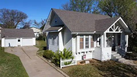 413 Poplar St, Beloit, KS 67420