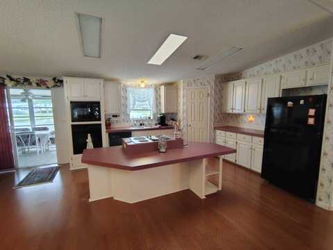 6786 YEDRA AVE, Fort Pierce, FL 34951