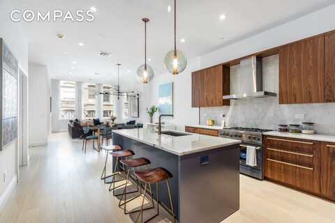 106 Franklin Street, New York, NY 10013