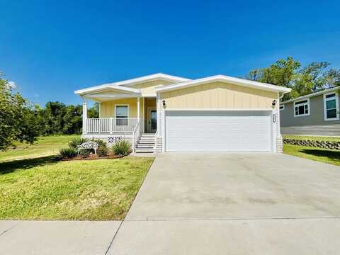 5451 Woodford St., Brooksville, FL 34601