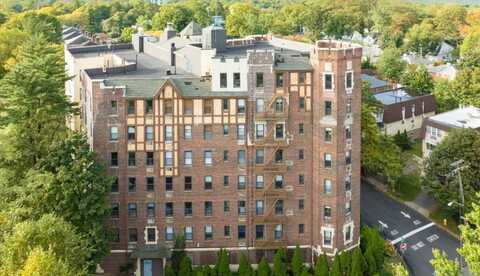2 Spruce St, great neck, NY 11021