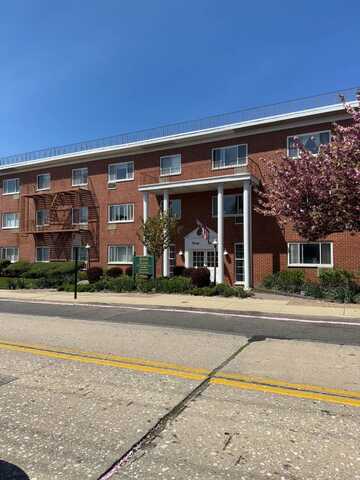 22 North Forest Avenue, Rockville Centre, NY 11570