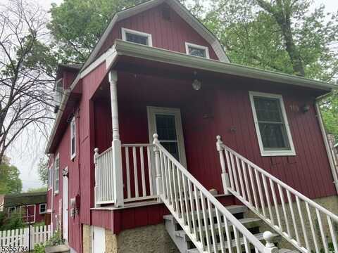 169 Misty Ln, Middlesex Boro, NJ 08846