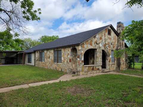 801 W. Crews, Hamilton, TX 76531