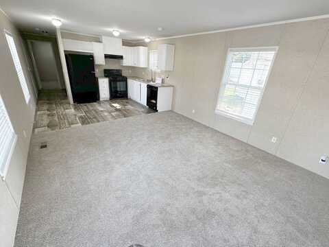 26131 Dequindre Rd., Madison Heights, MI 48071
