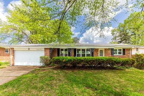 14000 Sunland Dr, Florissant, MO 63034