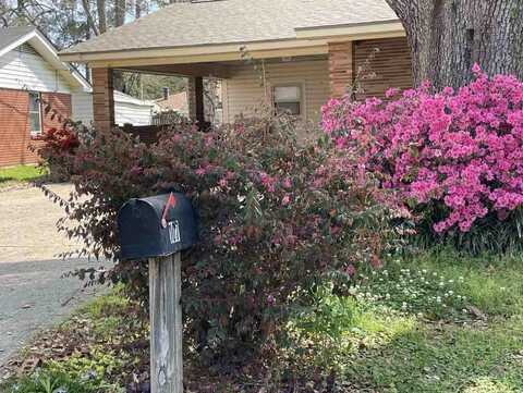 107 Pecan Way, Natchez, MS 39120