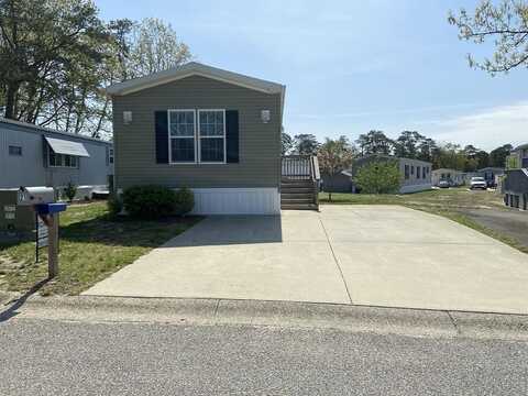 21 Beaver Avenue, Whiting, NJ 08759
