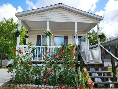 595 Drage Dr., Apopka, FL 32703