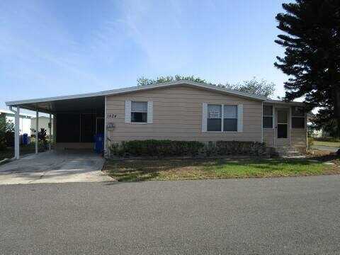 1424 INDIGO DR., LAKELAND, FL 33803