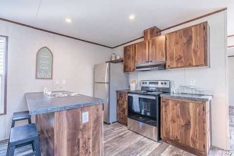 5291 Collins Rd., Jacksonville, FL 32244