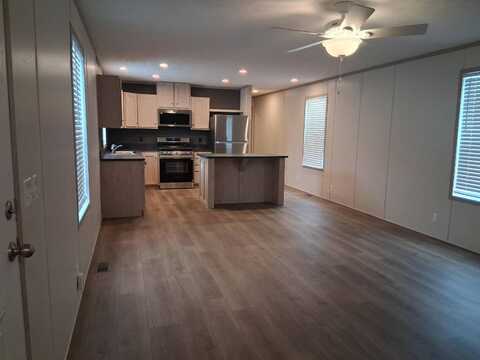 328 W. 53rd St., Anderson, IN 46013