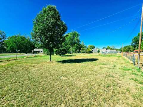 504 Gann St, Talihina, OK 74571