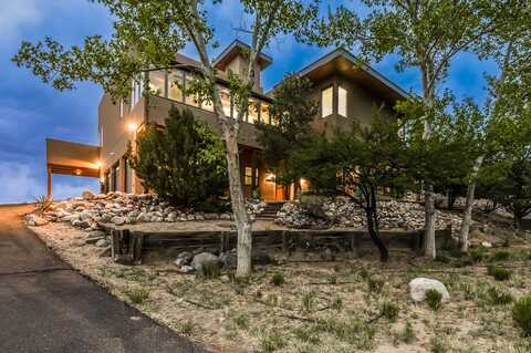 1452 HONEYSUCKLE Drive NE, Albuquerque, NM 87122