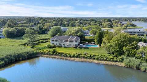 54 COBB ISLE RD, Water Mill, NY 11976