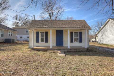 104 N Oliver Avenue, Joplin, MO 64801