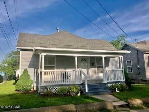 212 N Jefferson Street, Webb City, MO 64870