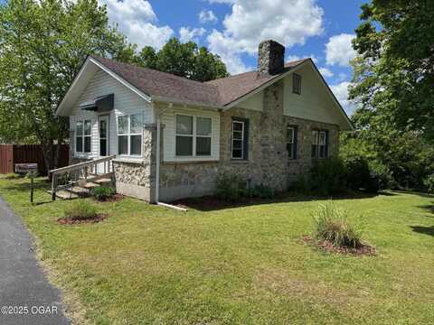 5120 Blackberry Road, Sarcoxie, MO 64862