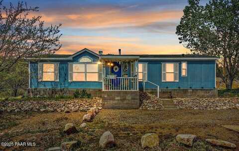 9215 E Smoki Trail, Humboldt, AZ 86327