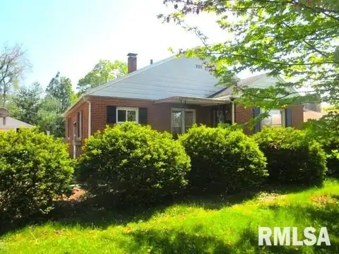 1108 W NORTHCREST Avenue, Peoria, IL 61614