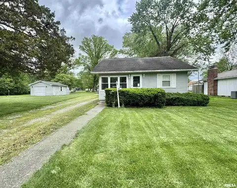 612 W REED Street, Benton, IL 62812