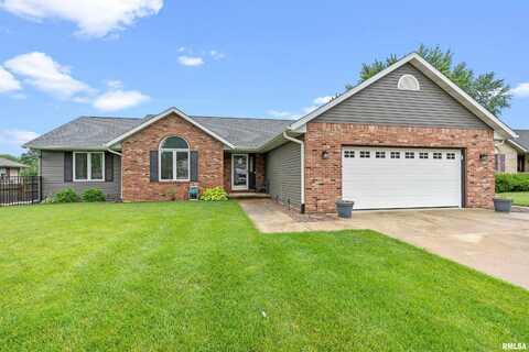 4 BROOK Lane, Riverton, IL 62561